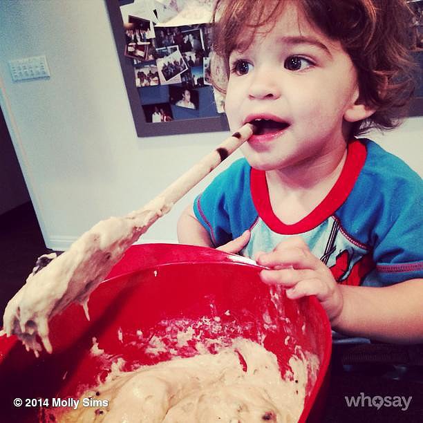 Brooks Stuber showed off his interesting way of mixing muffins.
Source: Instagram user mollybsims
Brooks Stuber showed off his interesting way of mixing muffins.
Source: Instagram user mollybsims