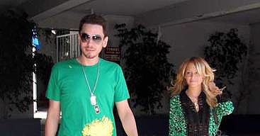 Nicole and Adam - Still Friends Nicole and Adam - Still Friends