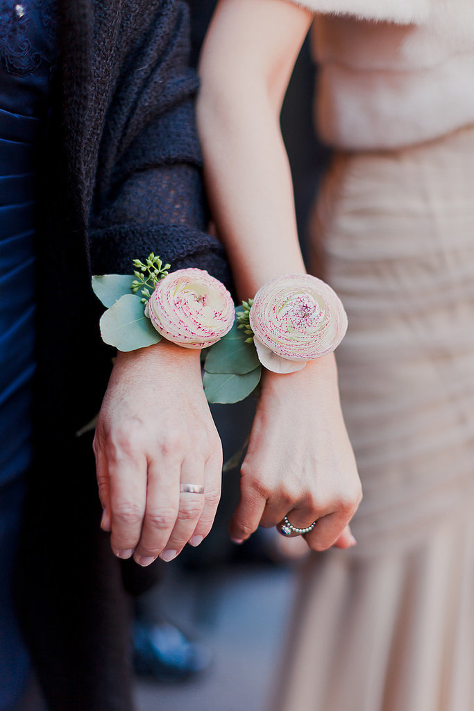 4. Corsages 4. Corsages