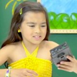 Kids React to Walkmans Kids React to Walkmans