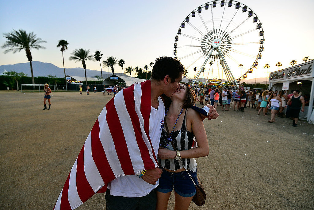 Cute Couples At Summer Music Festivals Popsugar Love And Sex 5105