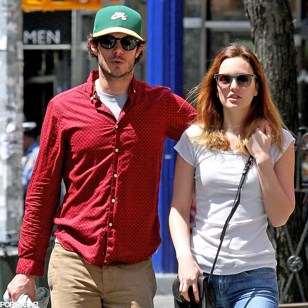 Blair Waldorf Shows Seth Cohen Around Her Big City Blair Waldorf Shows Seth Cohen Around Her Big City