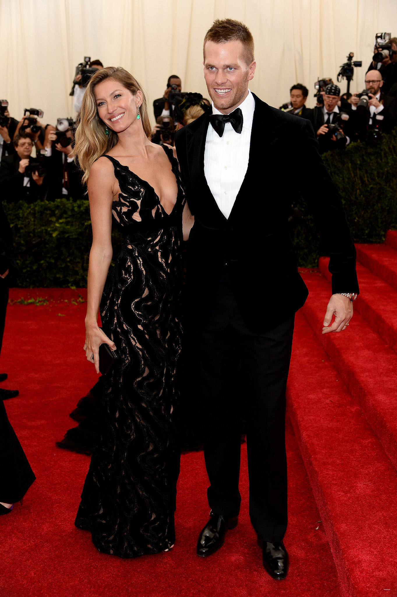 Gisele Bündchen and Tom Brady at the 2014 Met Gala Gisele Bündchen and Tom Brady at the 2014 Met Gala