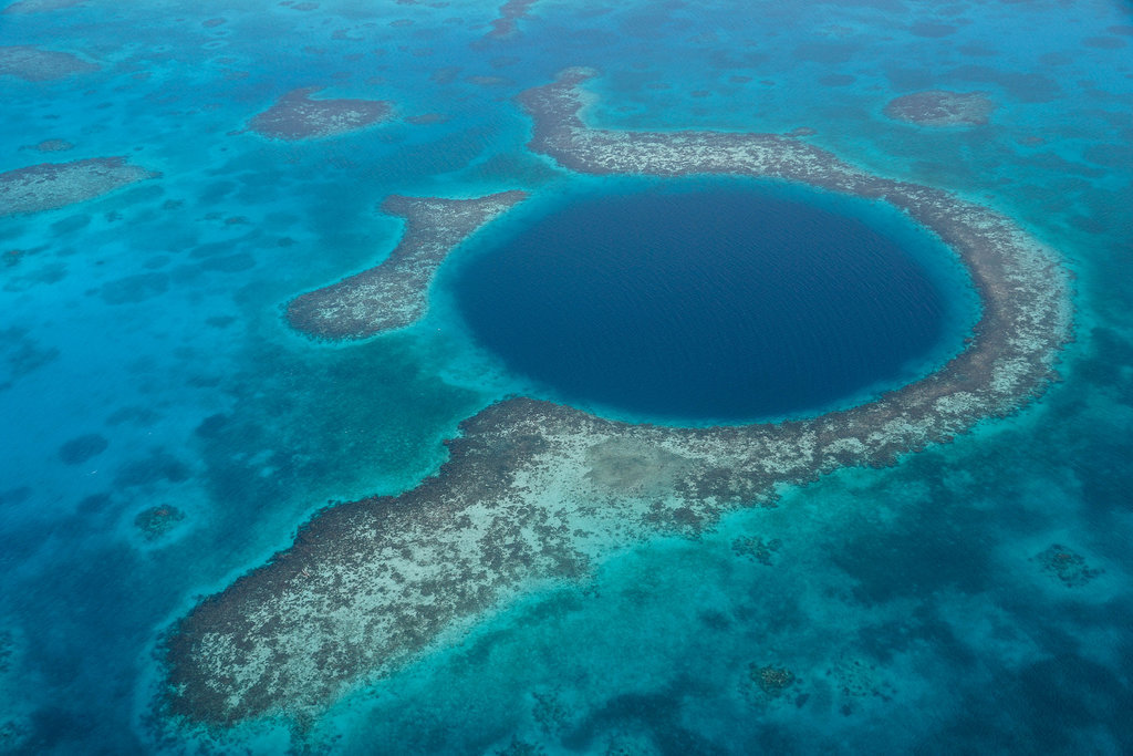 Great Blue Hole, Belize Great Blue Hole, Belize