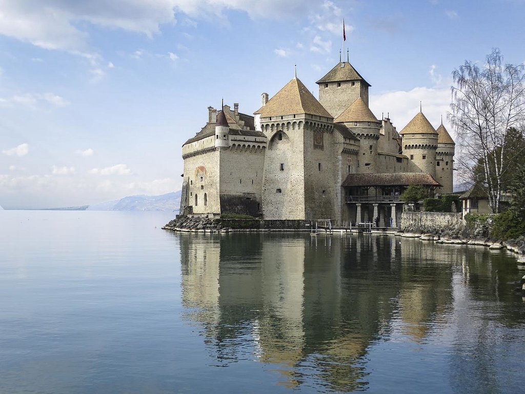 Chateau de Chillon, Switzerland Chateau de Chillon, Switzerland