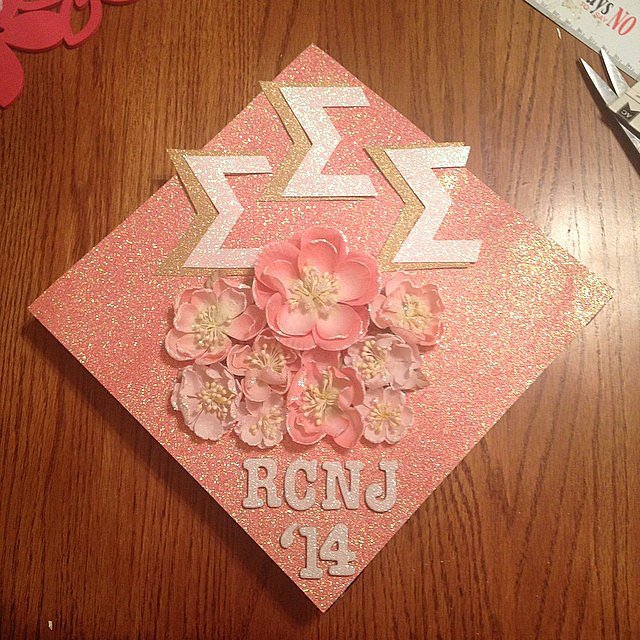 We love how sweet and feminine this cap looks. Source: Instagram user laur_114
We love how sweet and feminine this cap looks. Source: Instagram user laur_114