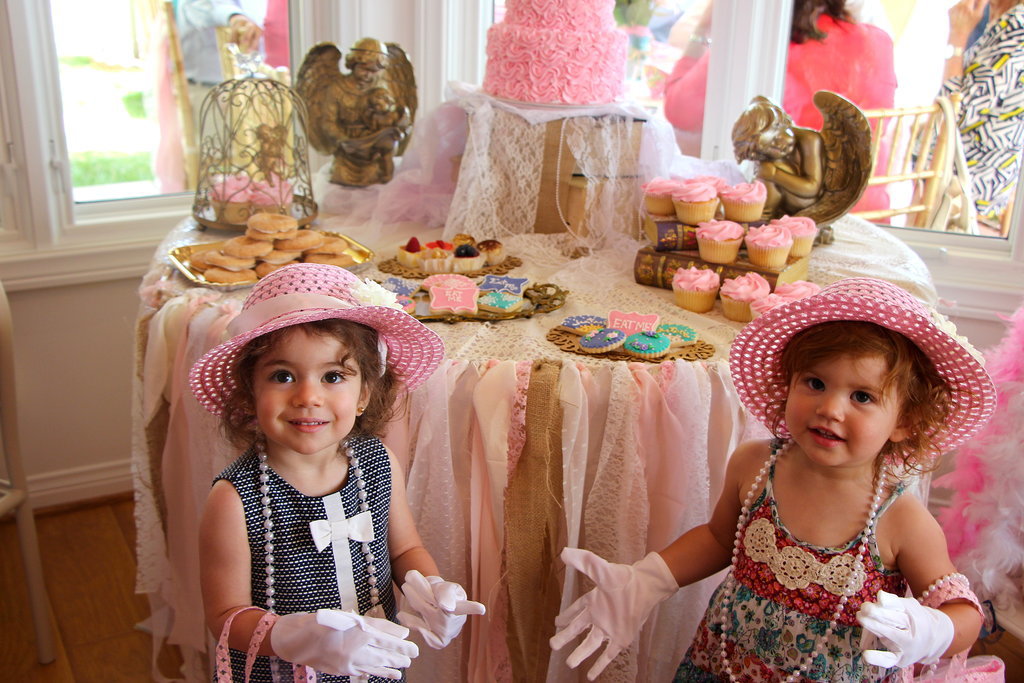 Tea For a Crew! A Shabby-Chic Vintage Birthday Party Tea For a Crew! A Shabby-Chic Vintage Birthday Party