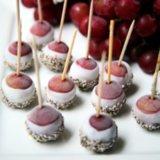 Yogurt-Covered Frozen Grapes Dipped in Chia Seeds Yogurt-Covered Frozen Grapes Dipped in Chia Seeds