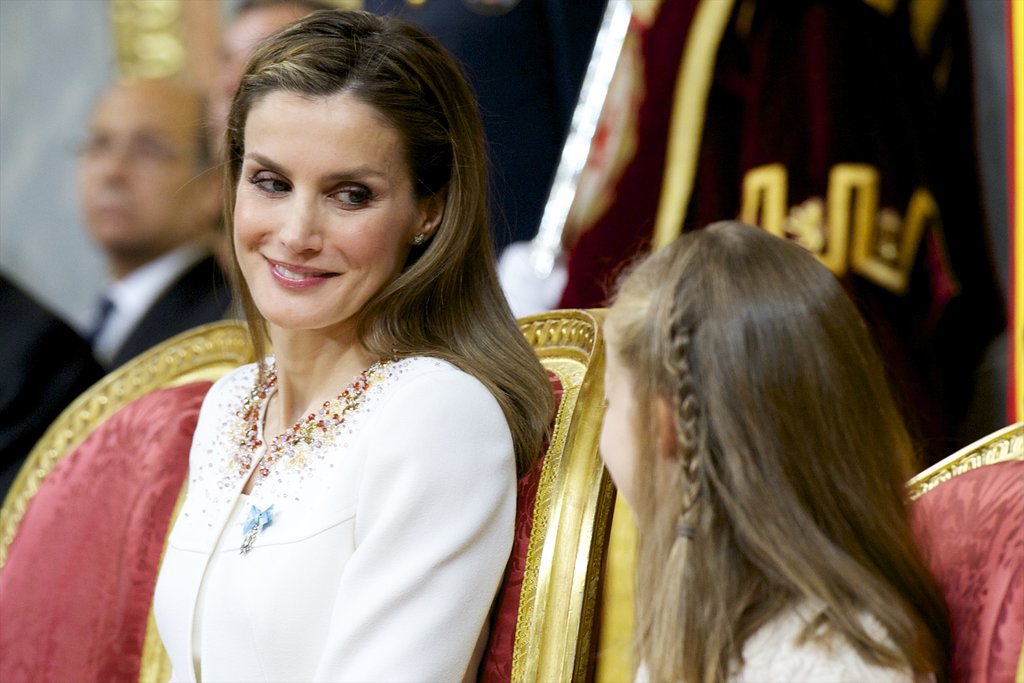Royal Mom Royal Mom