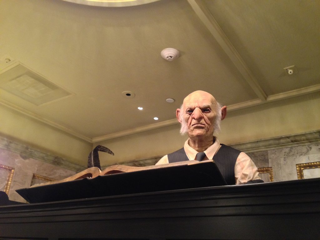 At Gringotts Money Exchange you can exchange your muggle money for Gringotts bank notes. You can also speak with an interactive animatronic goblin. The goblins are incredibly lifelike — it's a bit creepy.
At Gringotts Money Exchange you can exchange your muggle money for Gringotts bank notes. You can also speak with an interactive animatronic goblin. The goblins are incredibly lifelike — it's a bit creepy.