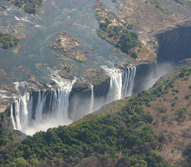 Victoria Falls, Zambia and Zimbabwe Border Victoria Falls, Zambia and Zimbabwe Border