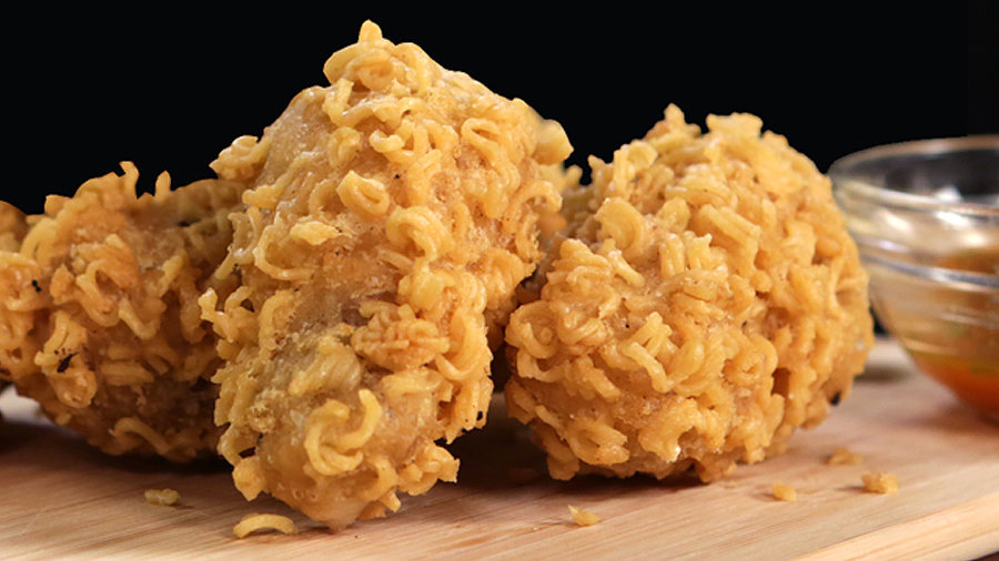 Ramen-Crusted Chicken Wings Ramen-Crusted Chicken Wings