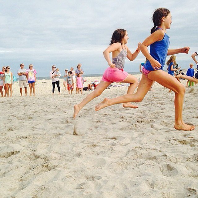 Christy Turlington's daughter, Grace Burns, inherited her mom's running skills, which she demonstrated on the beach. Source: Instagram user cturlington 