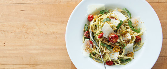 Celebrate Tomato Season With This Simple Summer Pasta Recipe Celebrate Tomato Season With This Simple Summer Pasta Recipe