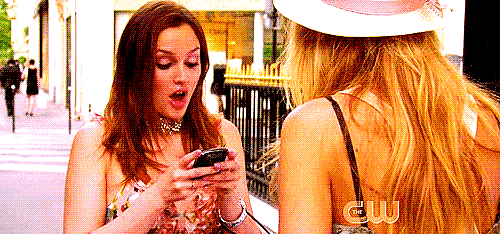 Gossip-Girl-posts-news-first-obviously.g