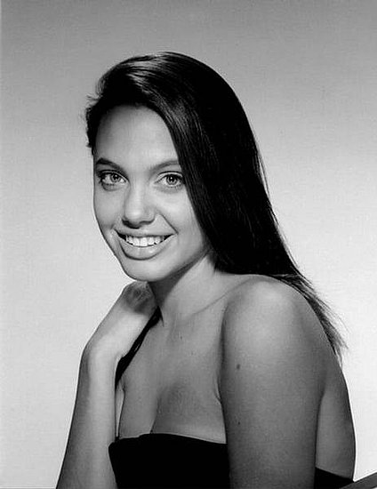 Angelina Jolie teenage pics