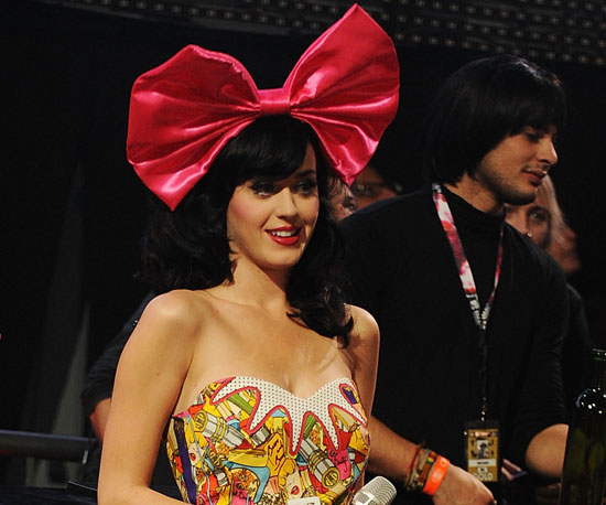 Celebrities Wearing Hair Bows Celebrities Wearing Hair Bows