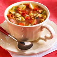 Fast and Easy Recipe for  Manhattan-Style Clam Chowder