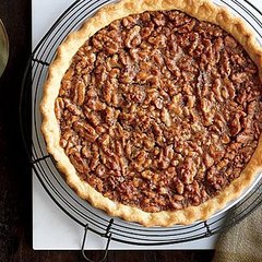 Easy Caramel Walnut Thanksgiving Pie Recipe