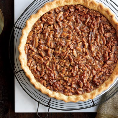 Easy Caramel Walnut Thanksgiving Pie Recipe