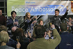 ABC's V Premiere Airs Tuesday, November 3