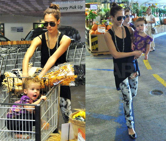 Photos of Jessica Alba and Honor at the Grocery Store 2009-10-16 15:47:21 Photos of Jessica Alba and Honor at the Grocery Store 2009-10-16 15:47:21