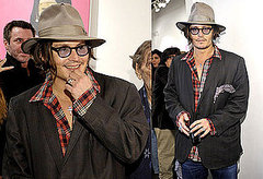 Photos of Johnny Depp at an Art Show in LA 2009-11-10 05:00:00