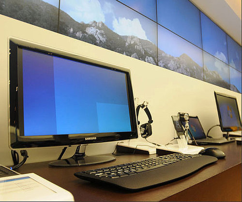 Microsoft Retail Store Opens Microsoft Retail Store Opens