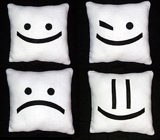 Emoticon Pillows: Totally Geeky or Geek Chic? 