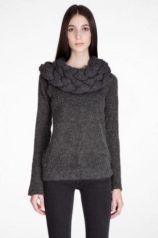 15 Cozy Chic Sweaters You Need Now! 15 Cozy Chic Sweaters You Need Now!