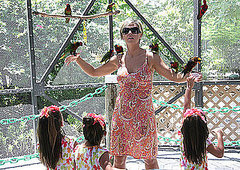Jon and Kate Plus 8: "Butterflies and Water Rockets" Episode