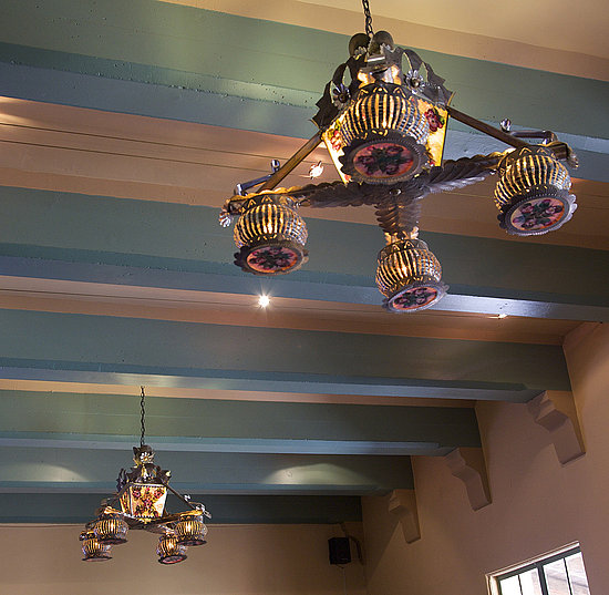 Soft turquoise hues are also really playful. Painting your ceiling beams or simple stripes of the color can create a pleasantly surprising room. If the space is for adults, try to use more conservative lighting and other accessories so it doesn't look too whimsical.
Source: Flickr User tbridge
Soft turquoise hues are also really playful. Painting your ceiling beams or simple stripes of the color can create a pleasantly surprising room. If the space is for adults, try to use more conservative lighting and other accessories so it doesn't look too whimsical.
Source: Flickr User tbridge