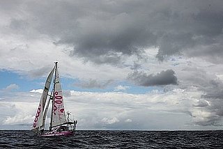 Oh Snap! The Pink Lady Sets Sail Solo