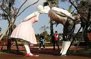 Oh Snap! Larger Than Life Love 