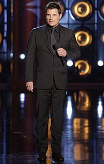 TV Tonight: Nick Lachey Hosts The Sing-Off