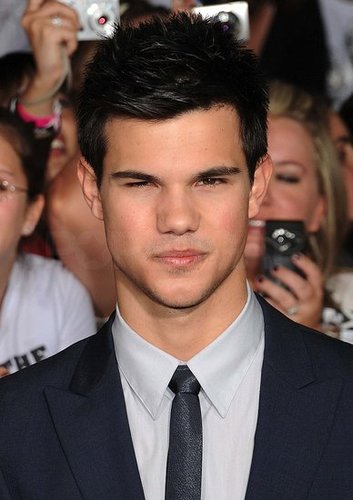 Photos From New Moon LA Premiere Photos From New Moon LA Premiere