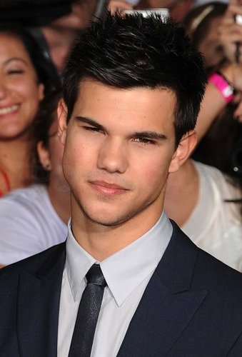 Photos From New Moon LA Premiere Photos From New Moon LA Premiere