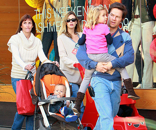 Weekend Shoppers Weekend Shoppers