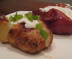 Smarter Eats: Top Your Baked Potato With Greek Yogurt