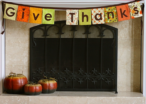 Do You Hang a Thanksgiving Banner?