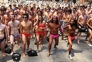 Oh Snap! Aussies Remind Us That It's Hot Down Under