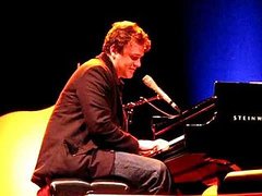Jason Segel Asks Swell Season Concertgoers to Call Him For Sex Jason Segel Asks Swell Season Concertgoers to Call Him For Sex