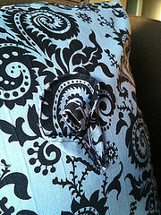 The 10th DIY of Christmas: Easy Floral-Embellished Pillows The 10th DIY of Christmas: Easy Floral-Embellished Pillows