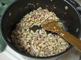 Easy White Bean Soup Recipe With Bacon and Goat Cheese Croutons 2009-12-29 09:05:46