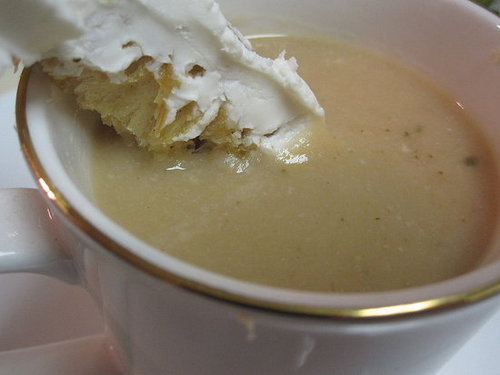 Easy White Bean Soup Recipe With Bacon and Goat Cheese Croutons