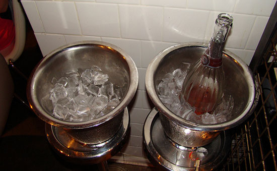 How to Chill Wine Quickly How to Chill Wine Quickly
