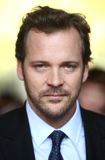 Peter Sarsgaard in Negotiations to Play Villain Dr. Hector Hammond in The Green Lantern