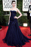 Anne Hathaway Armani Privé Fall 2006 Haute Couture
Anne Hathaway Armani Privé Fall 2006 Haute Couture