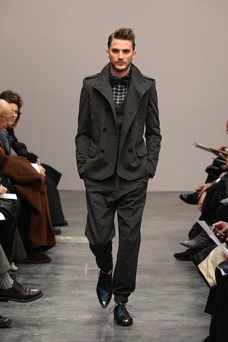 Milan: Gaetano Navarra Men's Fall 2009 Milan: Gaetano Navarra Men's Fall 2009
