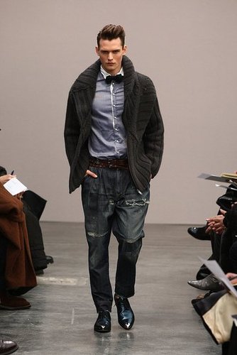 Milan: Gaetano Navarra Men's Fall 2009 Milan: Gaetano Navarra Men's Fall 2009